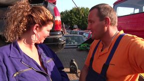 GREAT FUCKS  AT THE CAR JUNKYARD CUSTOMERS AND STAFF INVOLVED