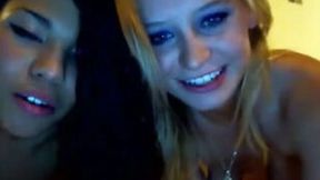 Two curvy brunette and blonde teens give head to their friend on webcam
