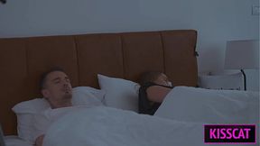 Shocking! Step Mom Seduces Step Son in Share Bed to Fuck Her Wet Pussy Naughty Lesson!