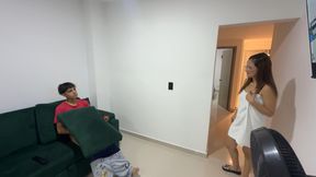 Stepmom with a huge ass discovers her stepson masturbating with her panties and gives him a life lesson with her rich ass.