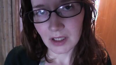 Nerdy MILF Bettie Bondage is moaning while playing with her cunt