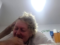 Granny Ã®mi Face O Muie BunÄ